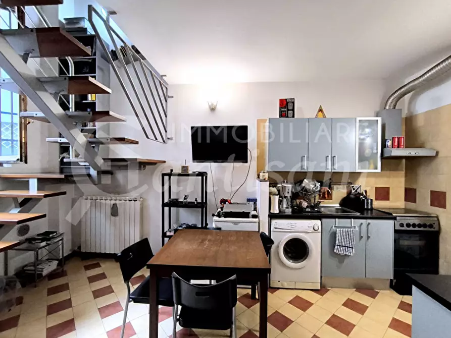 Immagine 17 di Appartamento in vendita  in via Ponte all'Asse a Firenze