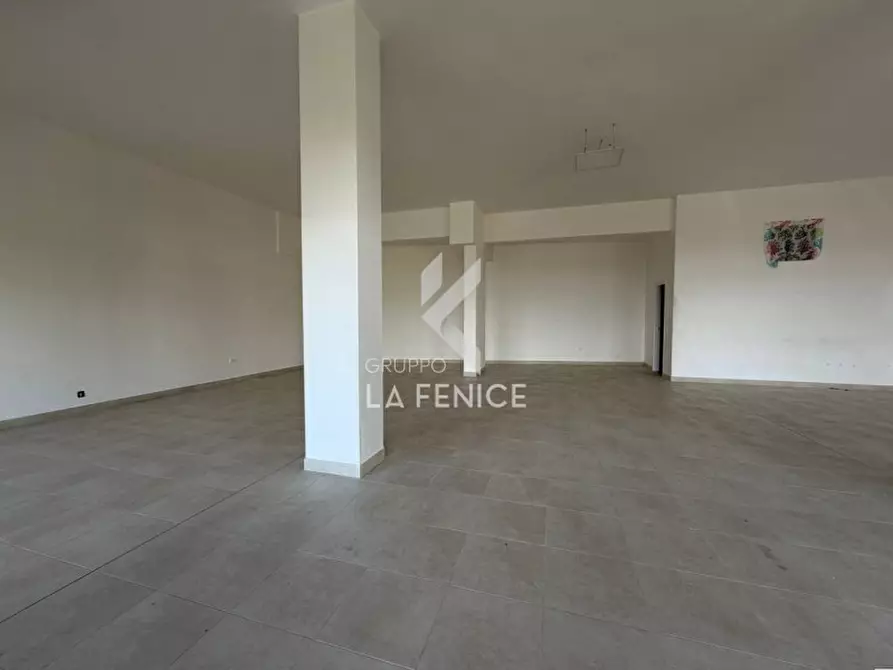 Immagine 9 di Attività commerciale in vendita  in Via Sallustio 32/v a Martina Franca