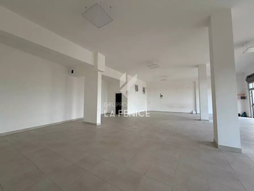 Immagine 12 di Attività commerciale in vendita  in Via Sallustio 32/v a Martina Franca