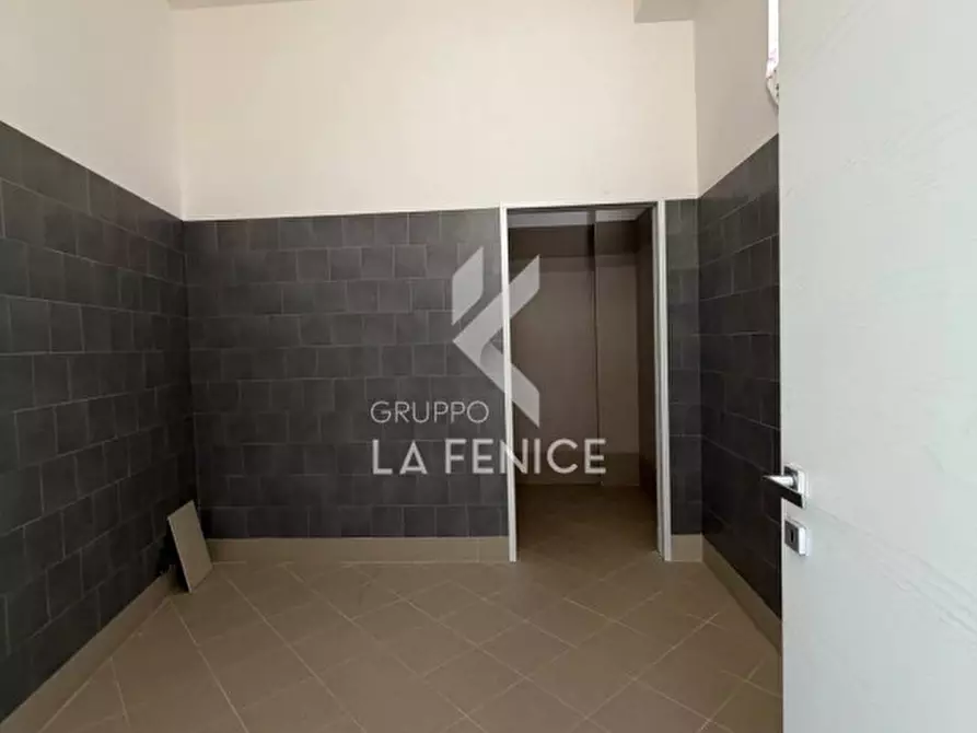 Immagine 15 di Attività commerciale in vendita  in Via Sallustio 32/v a Martina Franca