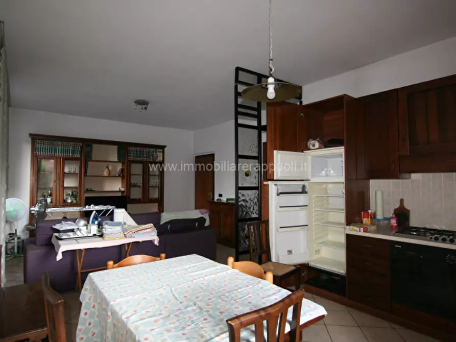 Immagine 1 di Appartamento in vendita  a Sinalunga