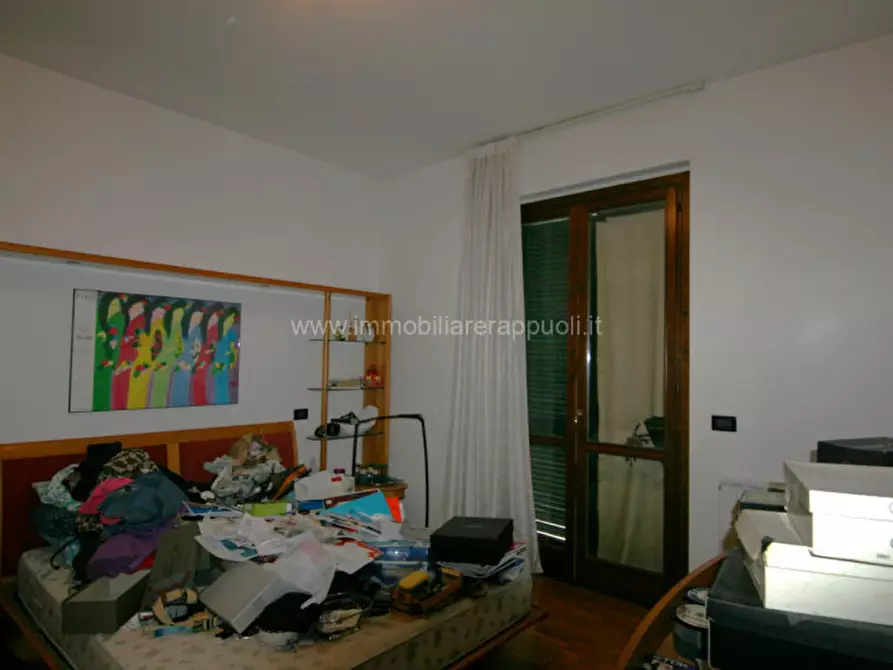 Immagine 10 di Appartamento in vendita  a Sinalunga