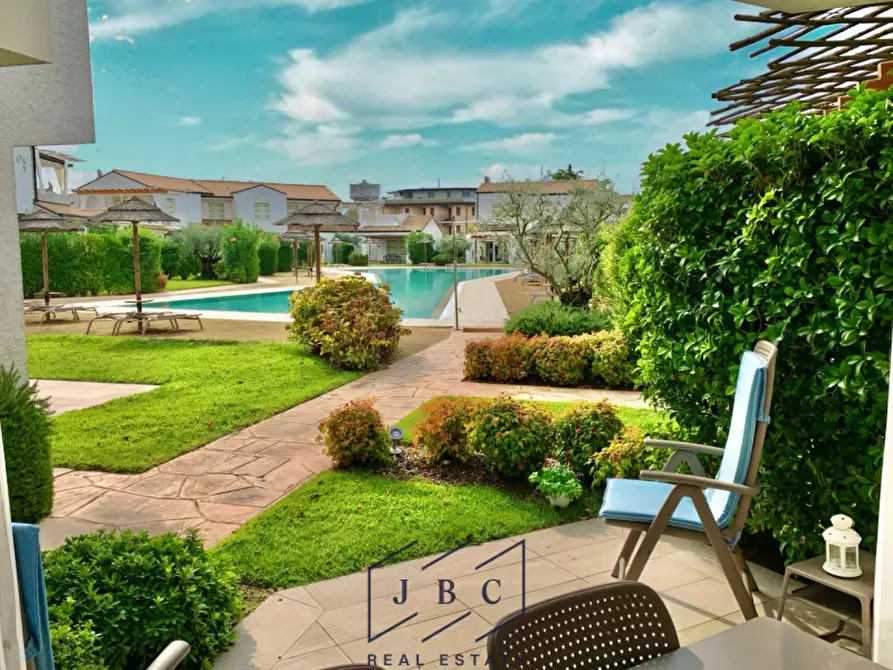 Immagine 1 di Appartamento in vendita  in Viale Arno 18 a Jesolo