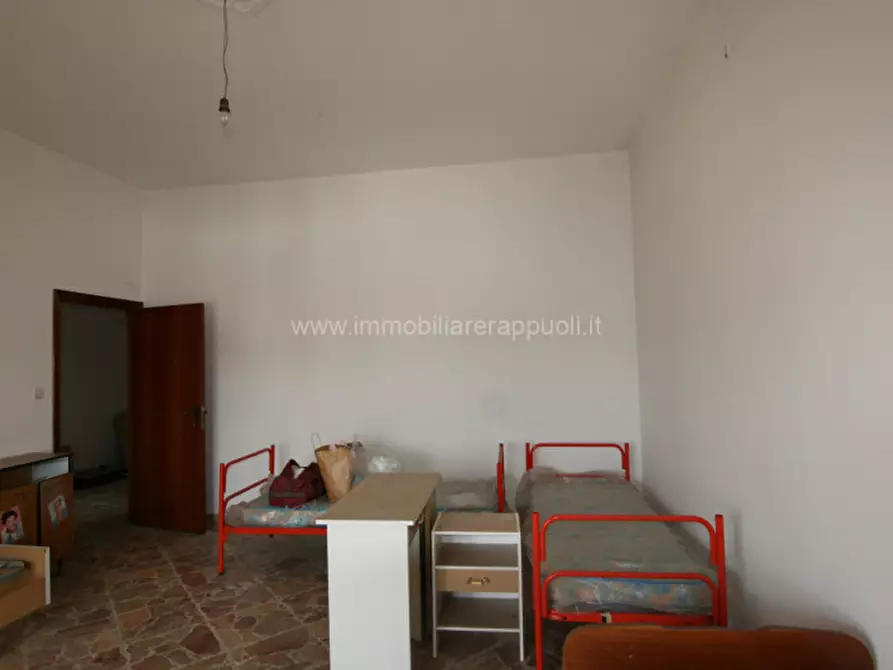 Immagine 6 di Appartamento in vendita  a Sinalunga