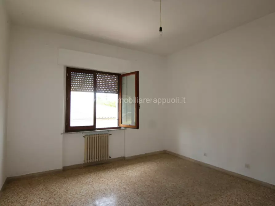 Immagine 9 di Appartamento in vendita  a Sinalunga