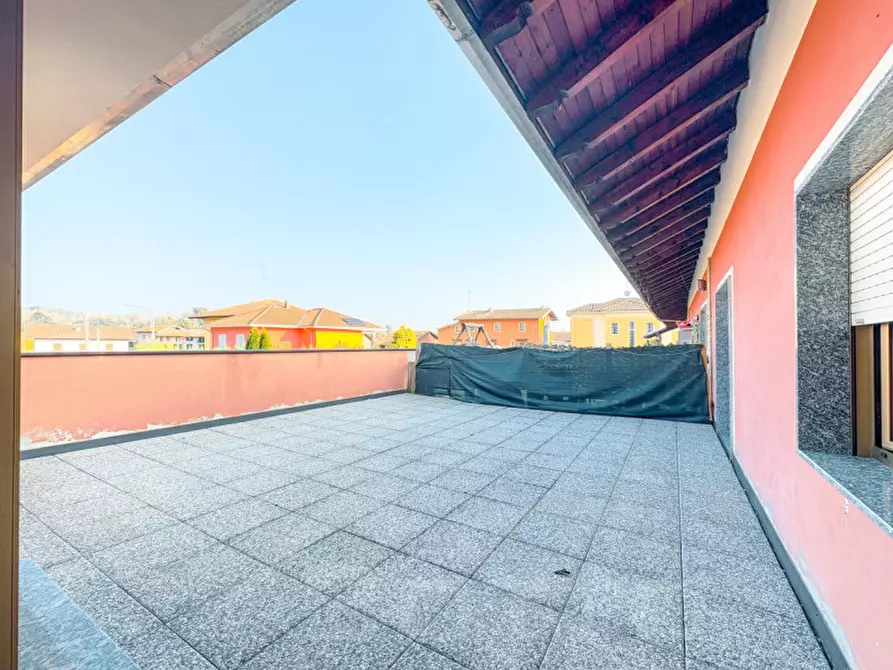 Immagine 17 di Palazzo in vendita  in Via Roma 38 a Bogogno