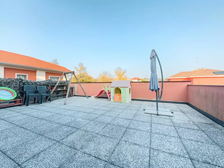 Immagine 18 di Palazzo in vendita  in Via Roma 38 a Bogogno