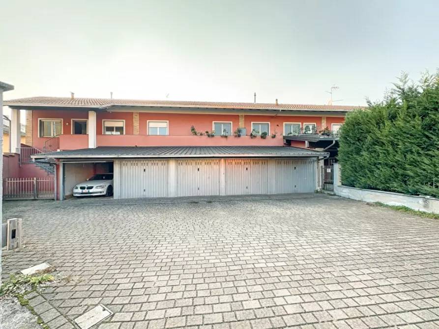 Immagine 30 di Palazzo in vendita  in Via Roma 38 a Bogogno