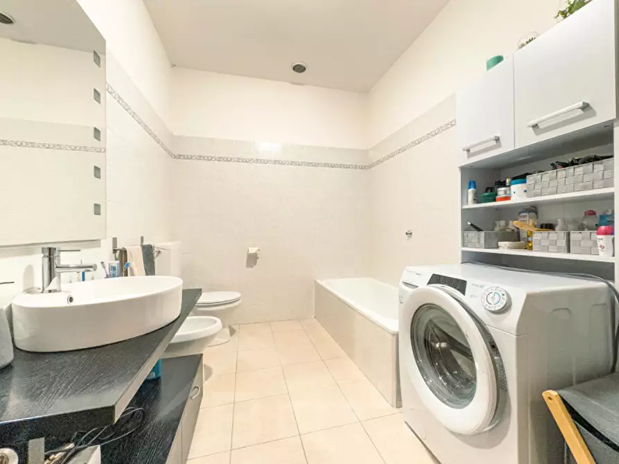 Immagine 32 di Palazzo in vendita  in Via Roma 38 a Bogogno