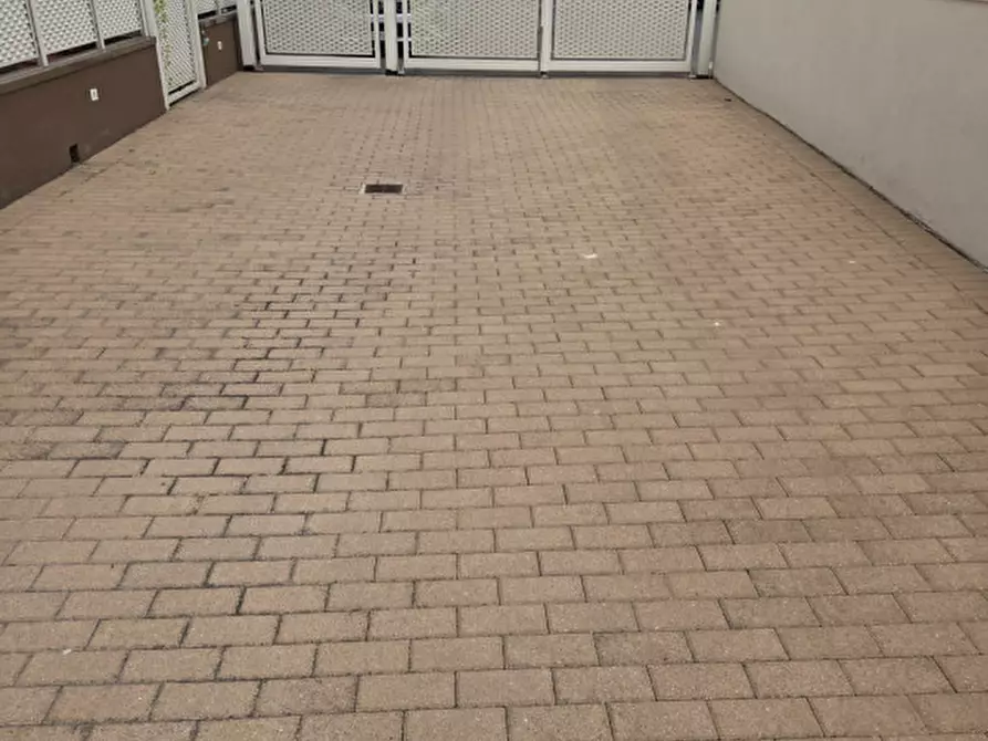 Immagine 18 di Appartamento in vendita  in Viale Pietro Nenni a Firenze