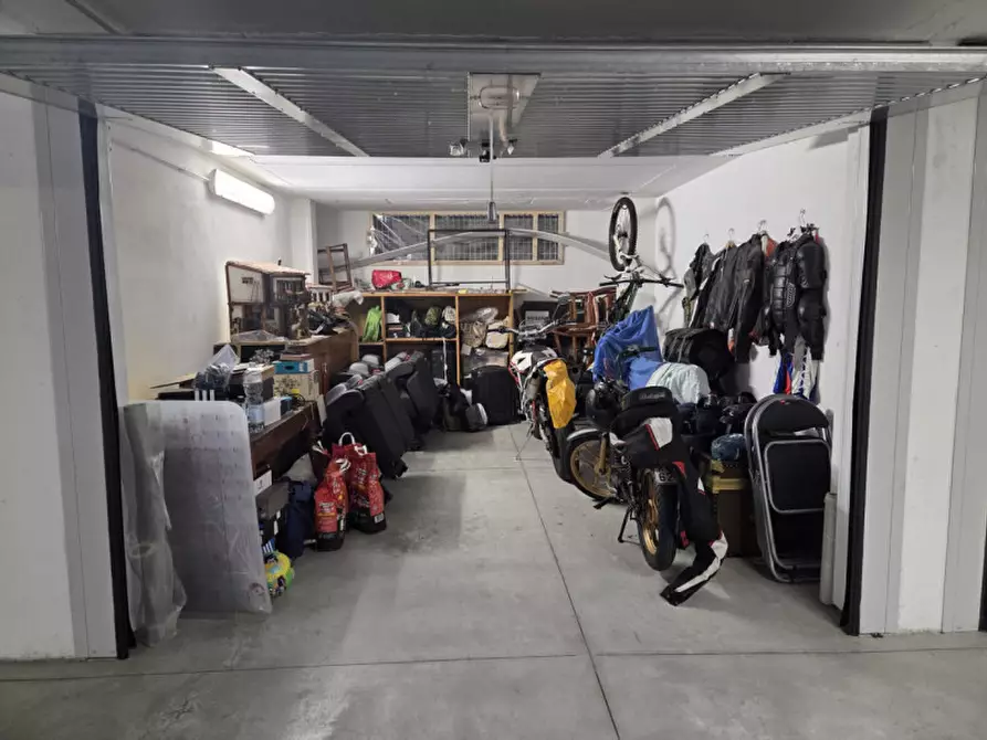 Immagine 19 di Appartamento in vendita  in Viale Pietro Nenni a Firenze