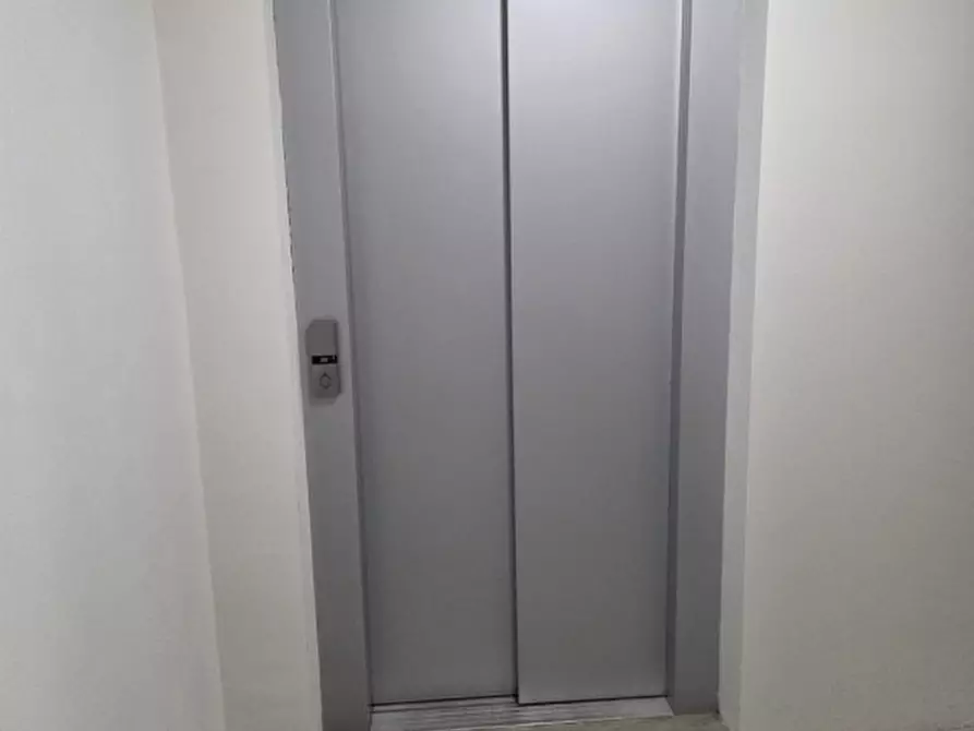 Immagine 22 di Appartamento in vendita  in Viale Pietro Nenni a Firenze