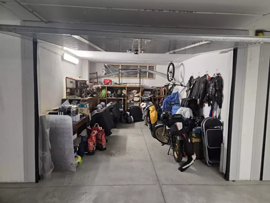 Immagine 23 di Appartamento in vendita  in Viale Pietro Nenni a Firenze