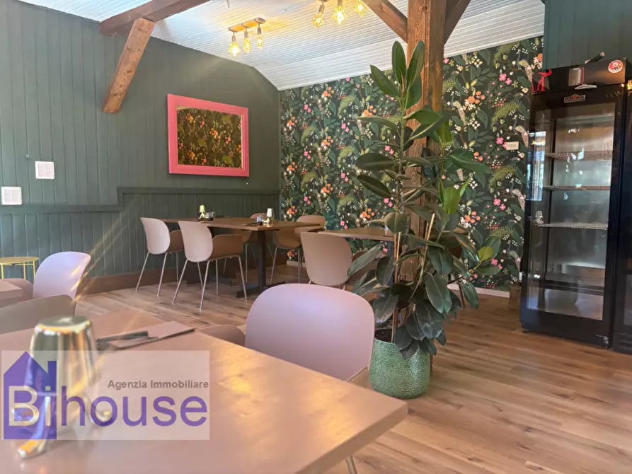 Immagine 4 di Attività commerciale in vendita  a Vigliano Biellese