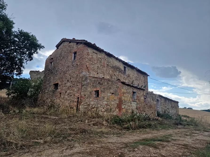 Immagine 5 di Rustico / casale in vendita  a Montepulciano