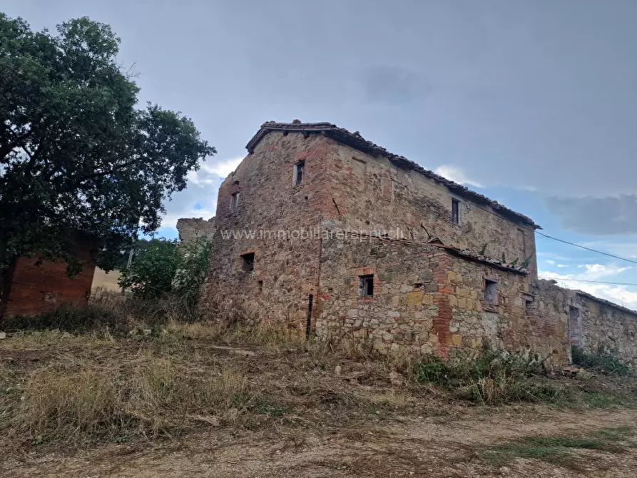 Immagine 6 di Rustico / casale in vendita  a Montepulciano