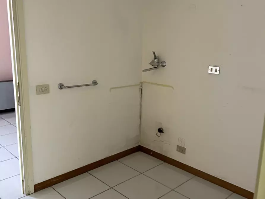 Immagine 7 di Ufficio in vendita  in Via Della Fonda a Noale