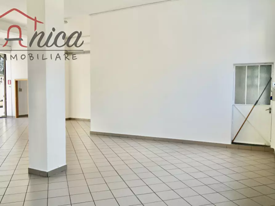 Immagine 4 di Laboratorio in affitto  in Via Gino Pancheri a Trento