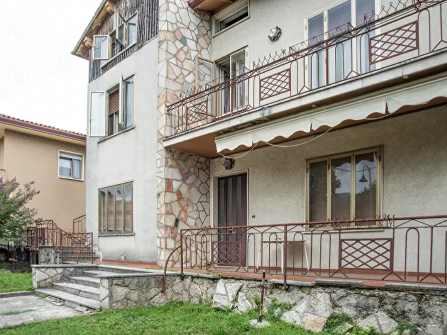 Immagine 4 di Casa bifamiliare in vendita  in Via Cesare Battisti a Badia Calavena