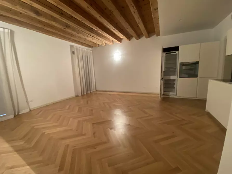 Immagine 2 di Appartamento in vendita  in Piazza dei Signori a Vicenza