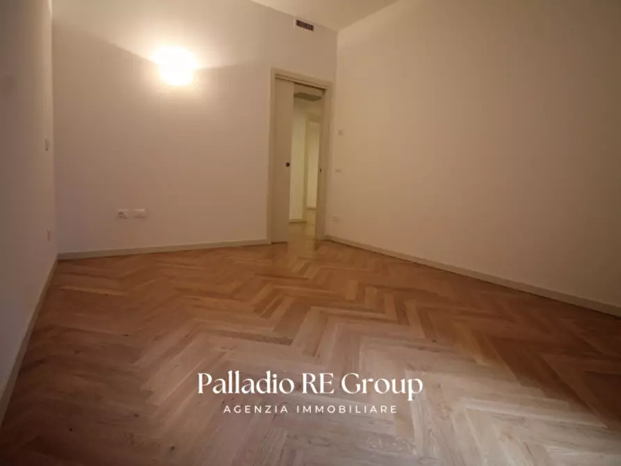 Immagine 11 di Appartamento in vendita  in Piazza dei Signori a Vicenza