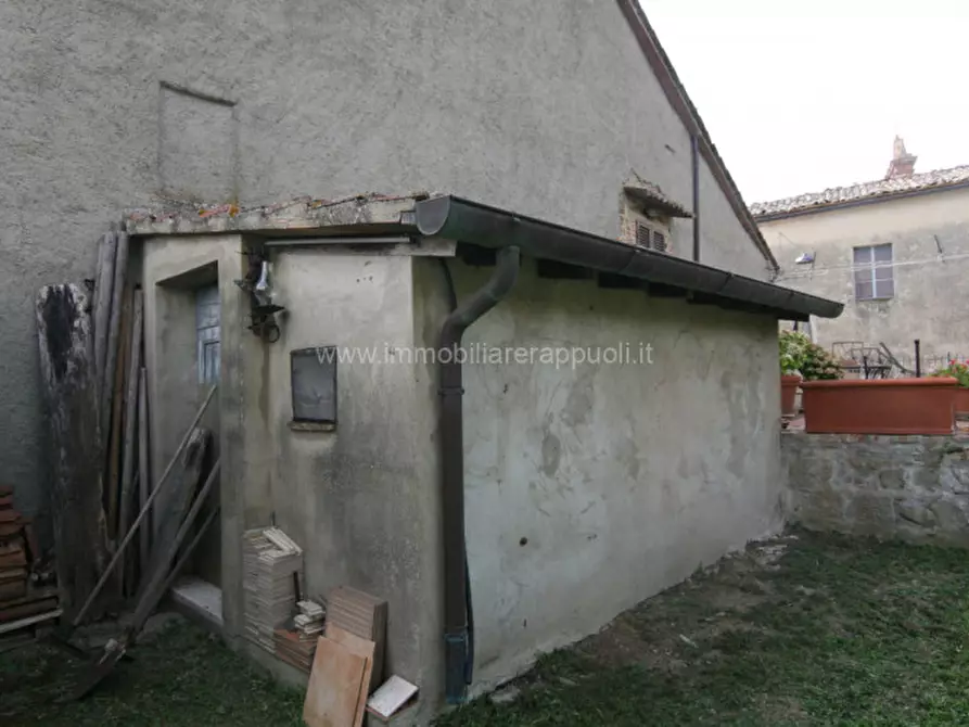 Immagine 12 di Casa indipendente in affitto  a Sinalunga