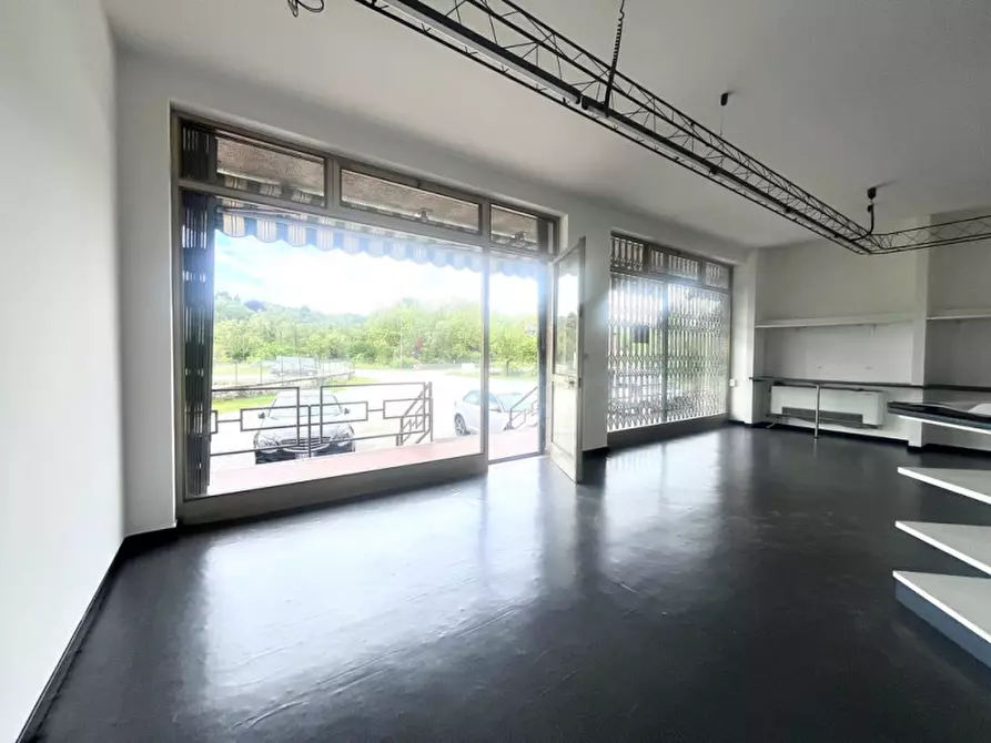 Immagine 1 di Negozio in affitto  in Viale Pontebbana 55 a Cassacco