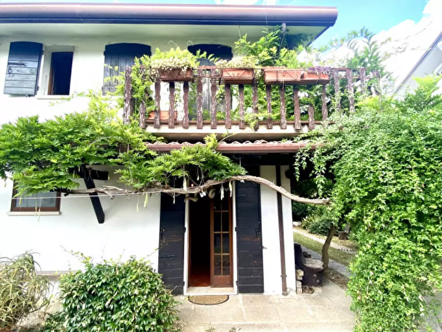 Immagine 5 di Casa indipendente in vendita  in Via Arturo Graf a Padova