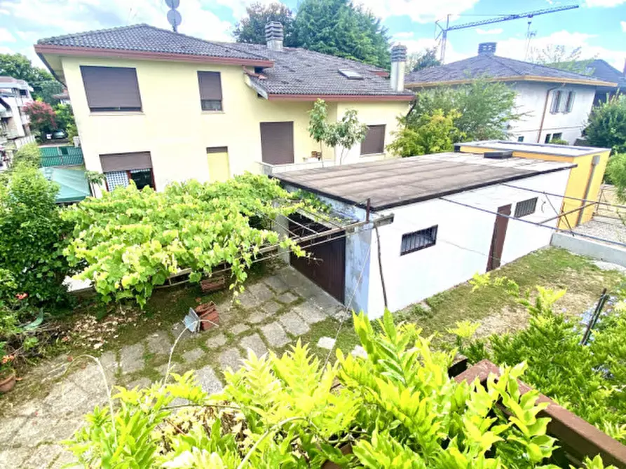 Immagine 22 di Casa indipendente in vendita  in Via Arturo Graf a Padova