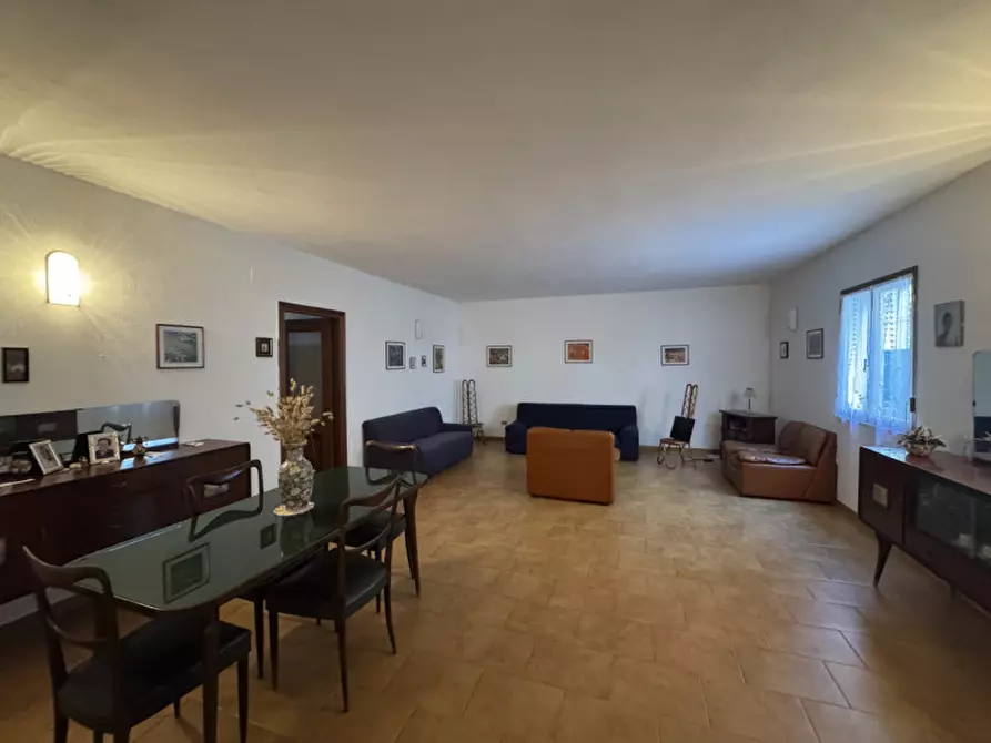 Immagine 1 di Villetta a schiera in vendita  in Via Capitano Pau a Siniscola