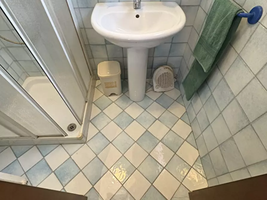 Immagine 4 di Camera in affitto  in via pulle' a Padova