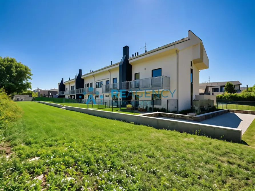 Immagine 2 di Appartamento in vendita  in Via Bastiana a Creazzo