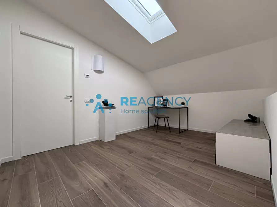 Immagine 15 di Appartamento in vendita  in Via Bastiana a Creazzo