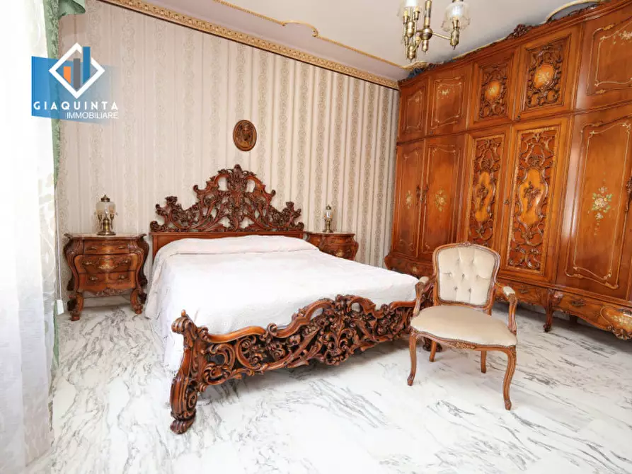 Immagine 4 di Casa indipendente in vendita  in Via Taormina a Palagonia