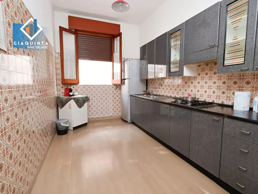 Immagine 6 di Casa indipendente in vendita  in Via Taormina a Palagonia