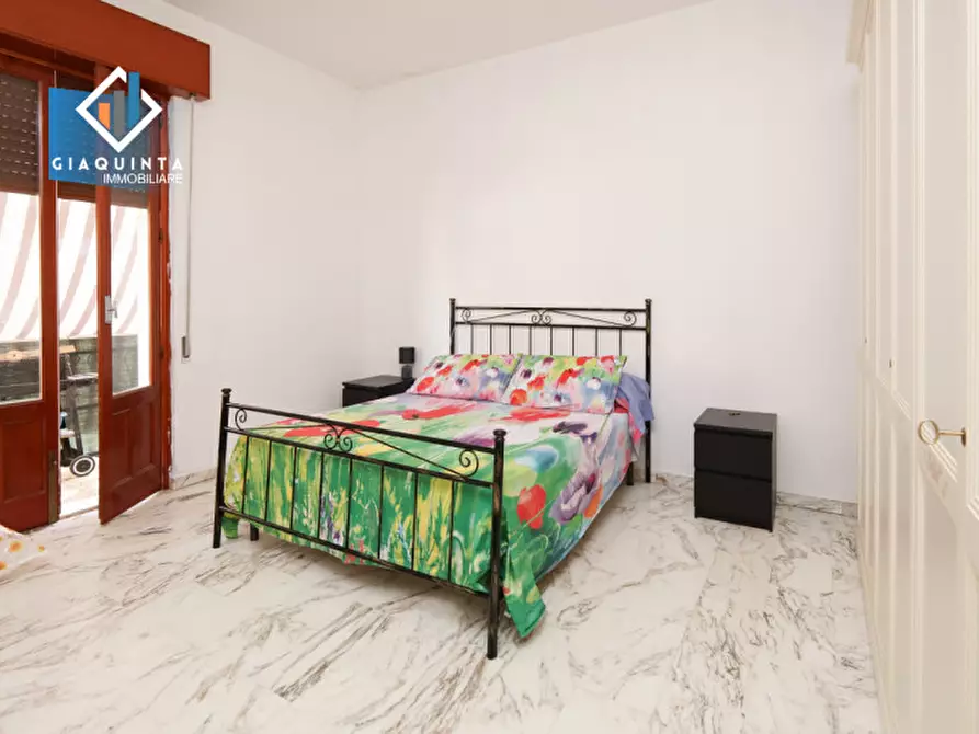 Immagine 7 di Casa indipendente in vendita  in Via Taormina a Palagonia