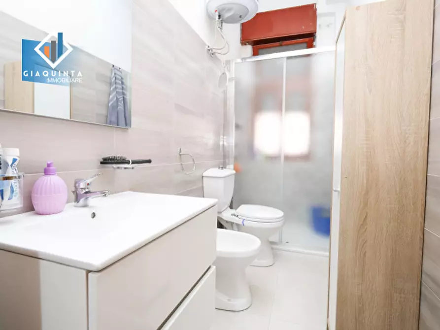 Immagine 9 di Casa indipendente in vendita  in Via Taormina a Palagonia