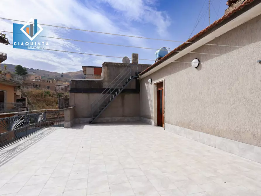 Immagine 12 di Casa indipendente in vendita  in Via Taormina a Palagonia