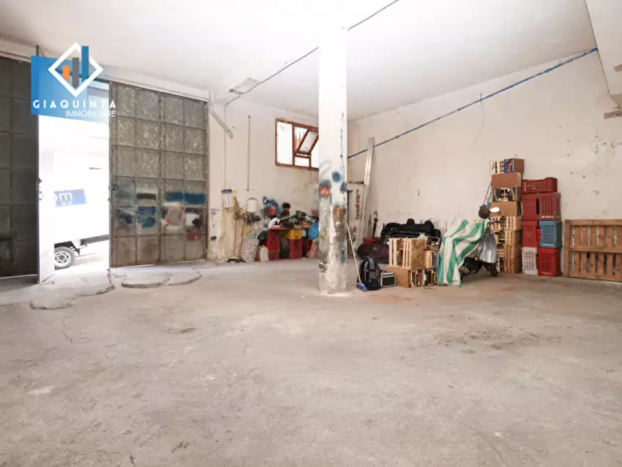 Immagine 13 di Casa indipendente in vendita  in Via Taormina a Palagonia