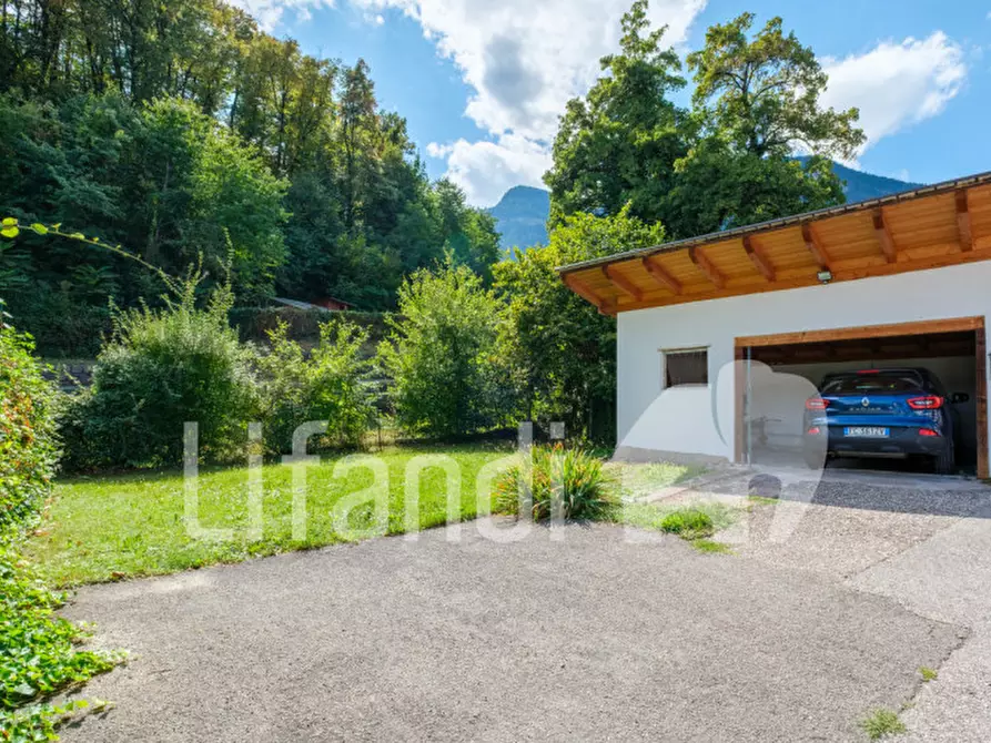 Immagine 14 di Appartamento in vendita  in Trutsch - Trucci a Caldaro Sulla Strada Del Vino .Kaltern An De.