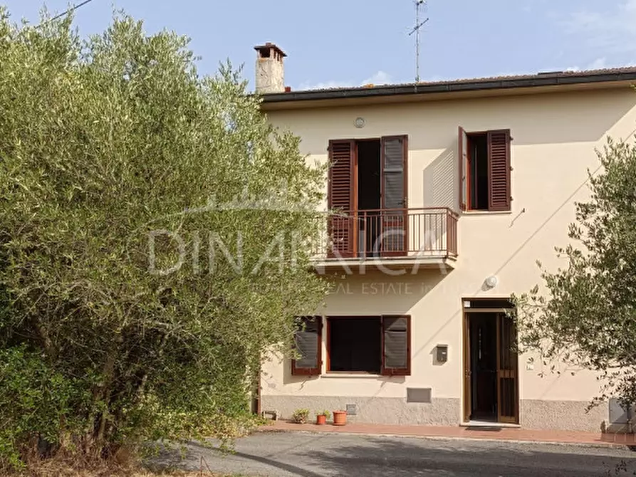 Immagine 1 di Casa indipendente in vendita  a Vinci