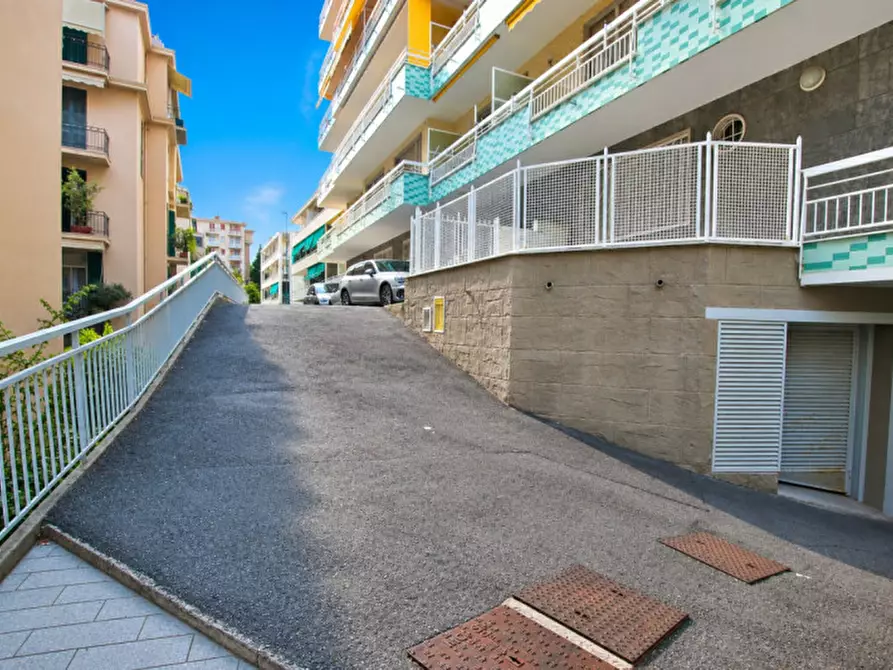 Immagine 22 di Appartamento in vendita  in Via Privata Fratelli Asquasciati a San Remo