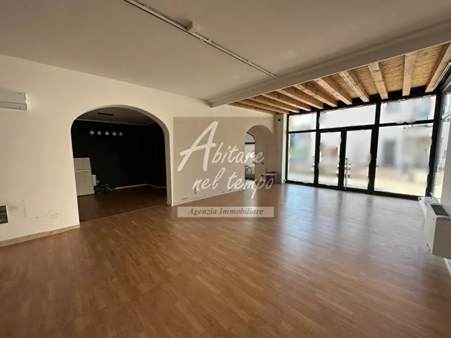 Immagine 16 di Negozio in affitto  in Via Giuseppe Garibaldi a Cittadella