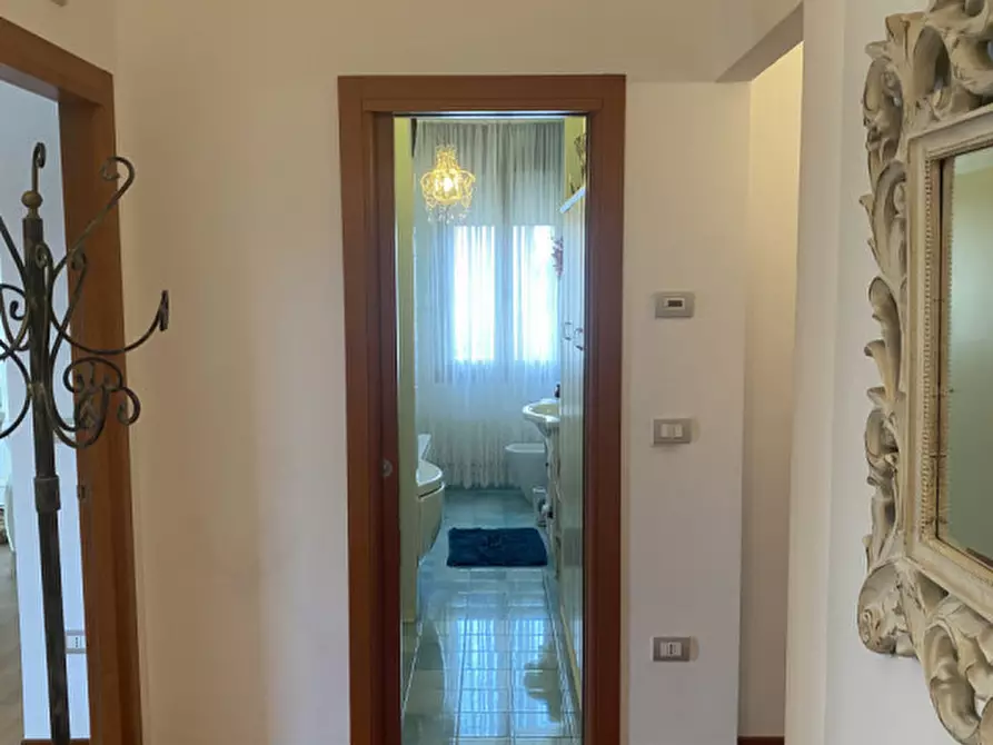 Immagine 12 di Appartamento in vendita  in Via Enrico Caterino Davila a Piove Di Sacco