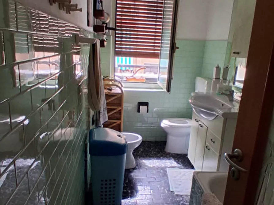 Immagine 6 di Appartamento in vendita  in Via Dante Alighieri a San Remo