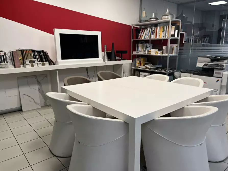 Immagine 4 di Ufficio in affitto  in Via della Meccanica 1 a Vicenza