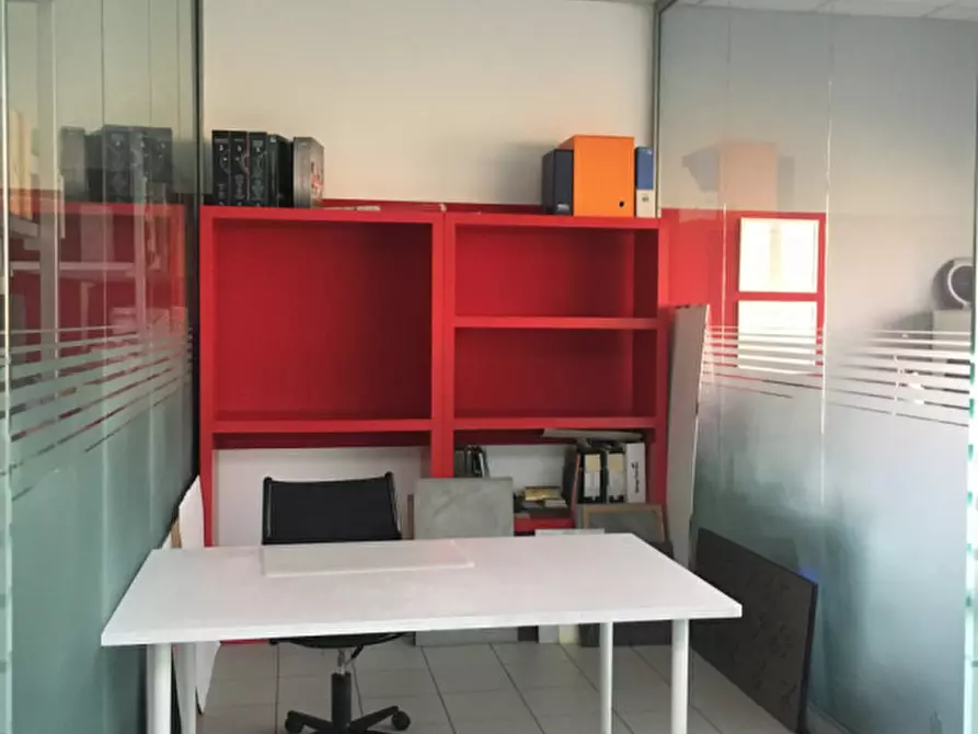 Immagine 6 di Ufficio in affitto  in Via della Meccanica 1 a Vicenza