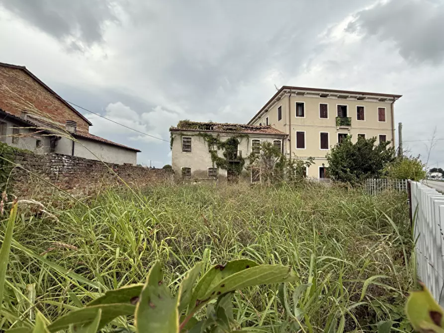 Immagine 3 di Rustico / casale in vendita  a Selvazzano Dentro