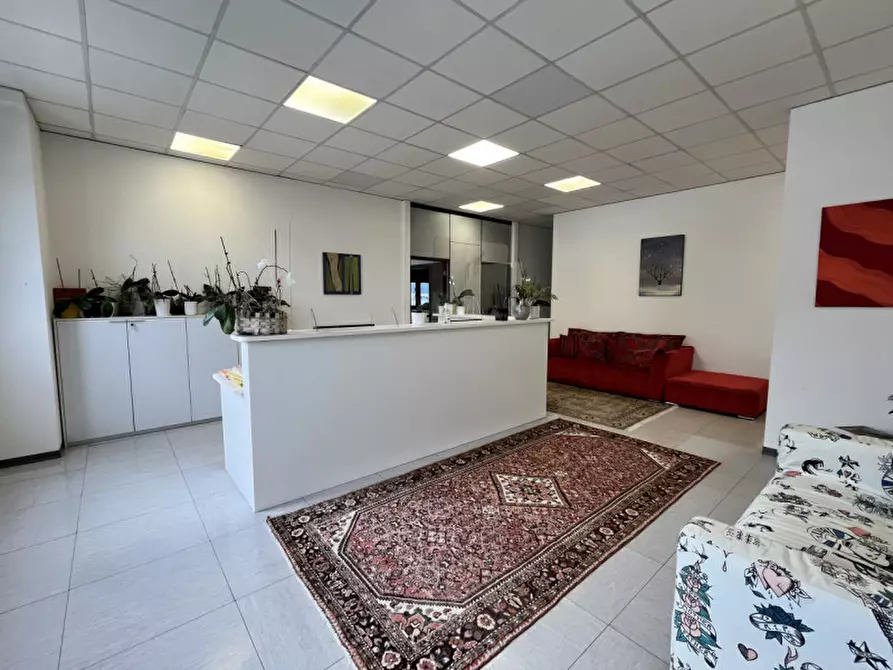 Immagine 2 di Ufficio in affitto  in Via della Meccanica 1 a Vicenza