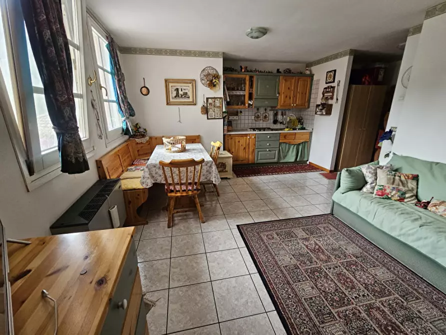 Immagine 4 di Appartamento in vendita  in Vicolo del Molin, n.6 a Mezzana